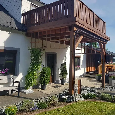 Apartmán Gaestehaus Am Burgberg Lichtenberg (Bavaria)