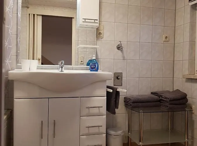 Apartament Gaestehaus Am Burgberg