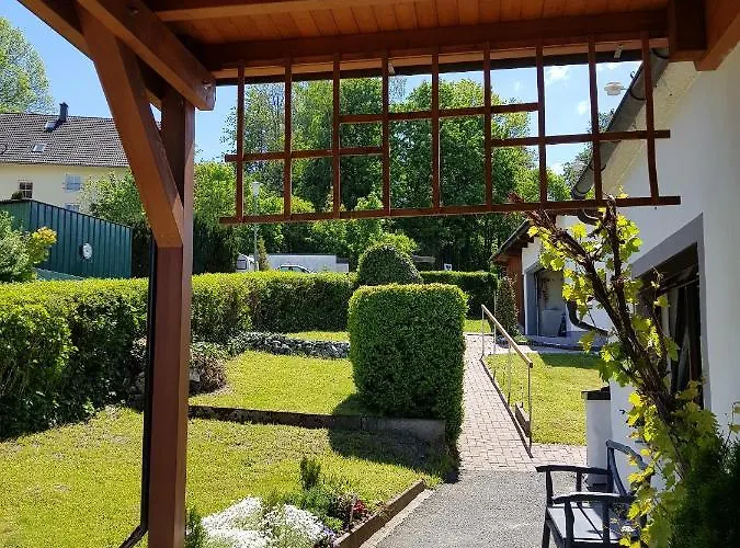 Gaestehaus Am Burgberg Lichtenberg (Bavaria)