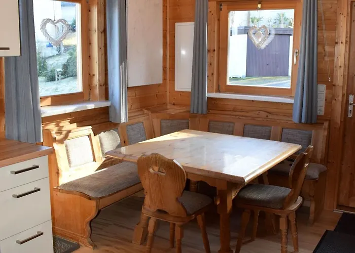 Gaestehaus Am Burgberg Apartament *