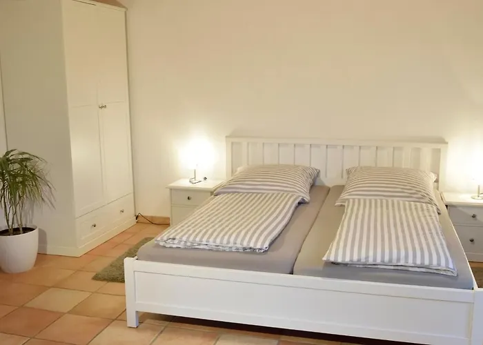 Gaestehaus Am Burgberg Apartament *